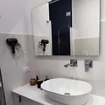 Archway Nine Apartment