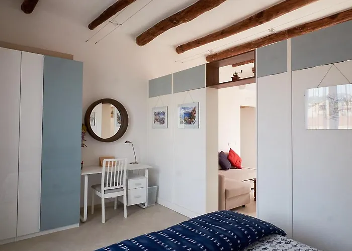 Archway Nine * Sorrento